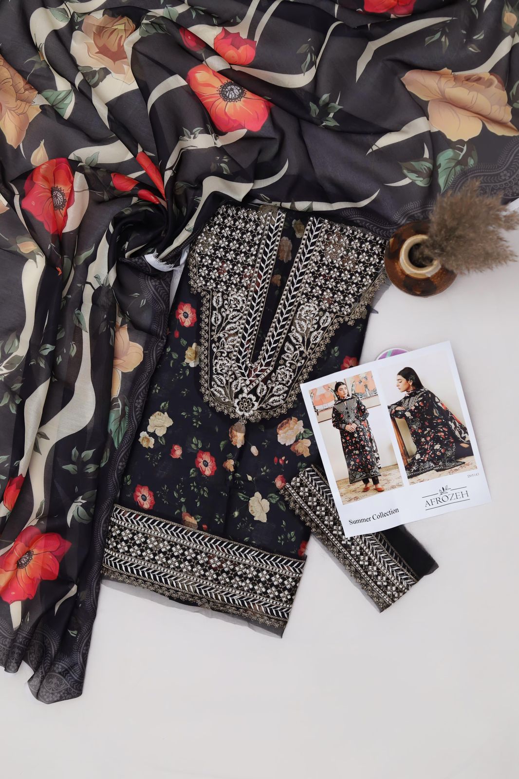 Luxury Embroidered Lawn 3 Piece Suit with Digital Printed Swiss Voile Dupatta – Summer Collection 2026